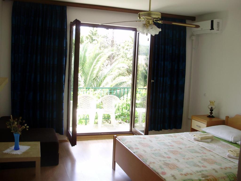 Villa Welcome Vrboska Bagian luar foto