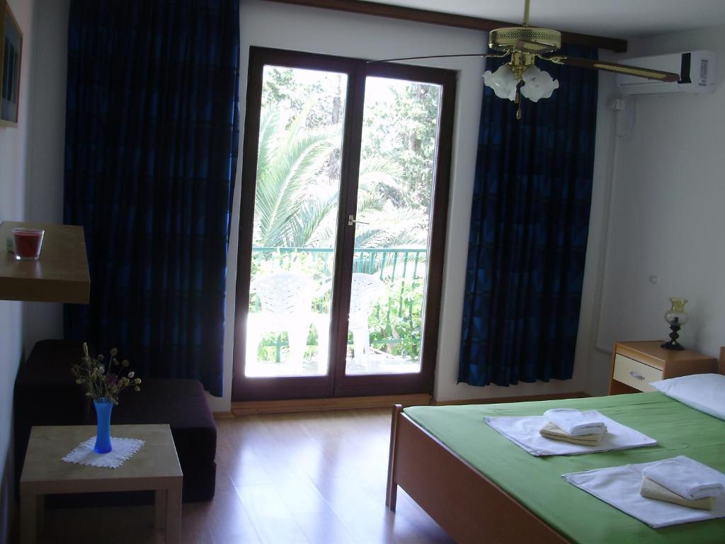 Villa Welcome Vrboska Bagian luar foto