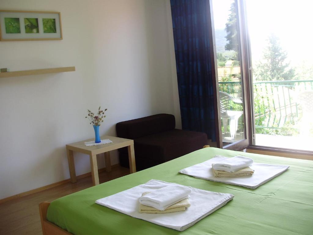 Villa Welcome Vrboska Bagian luar foto