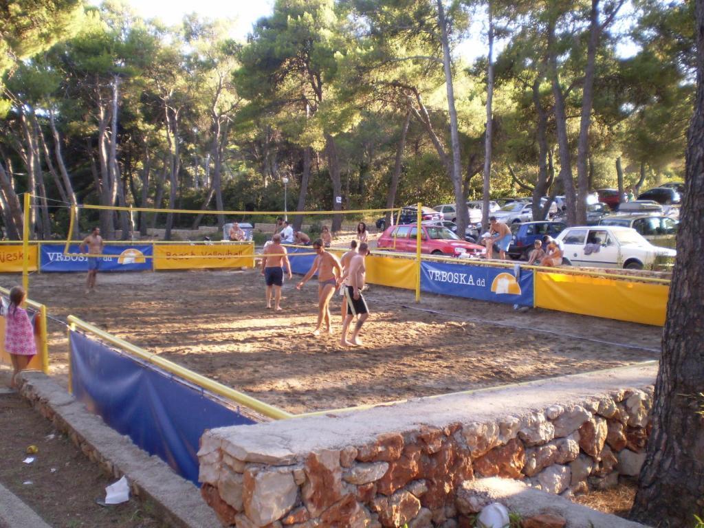 Villa Welcome Vrboska Bagian luar foto
