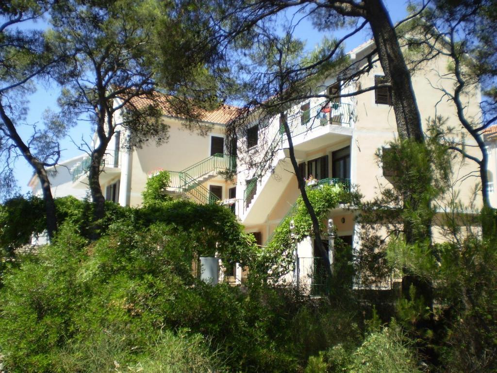 Villa Welcome Vrboska Bagian luar foto