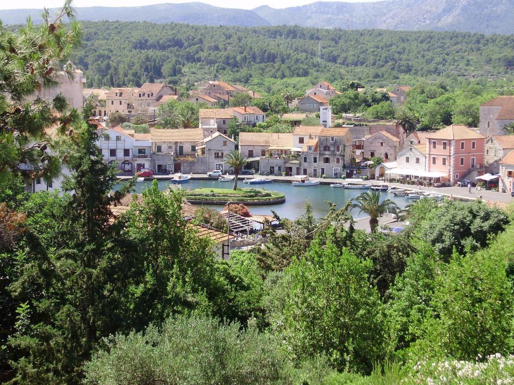 Villa Welcome Vrboska Ruang foto